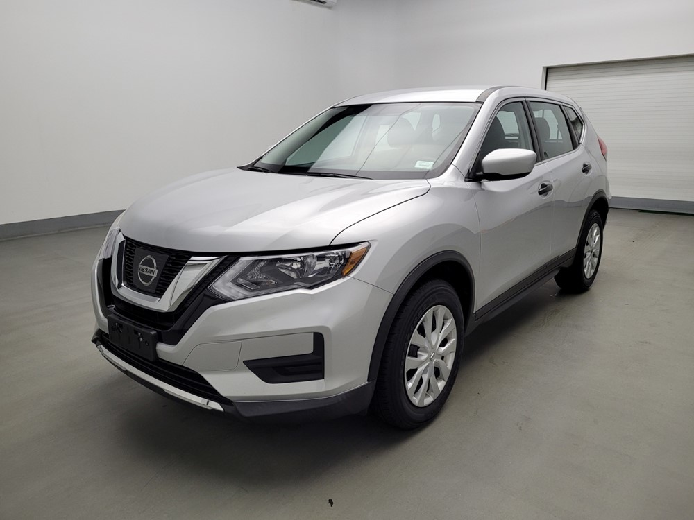 Used 2017 Nissan Rogue Driver Front Bumper