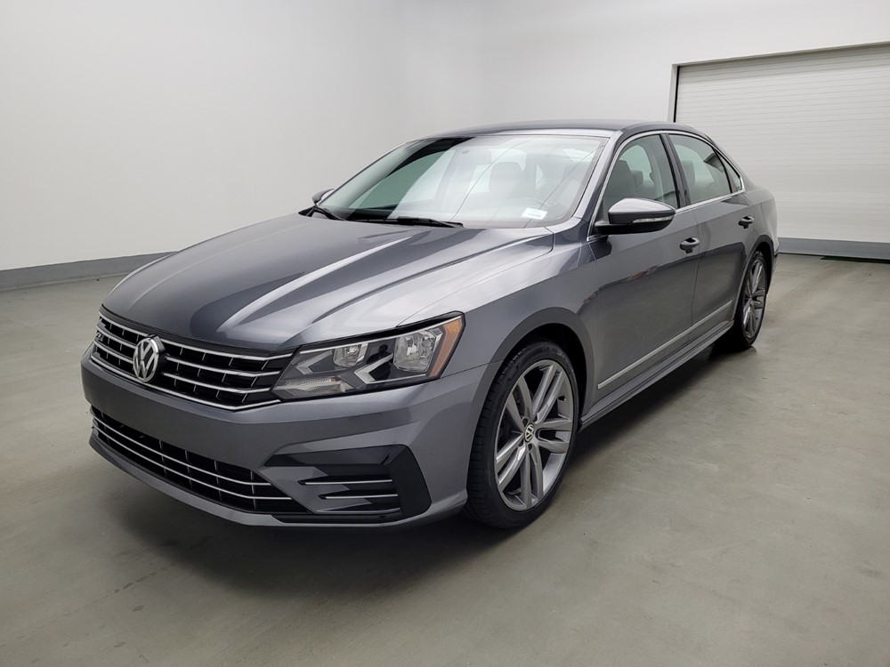 Used 2016 Volkswagen Passat Driver Front Bumper