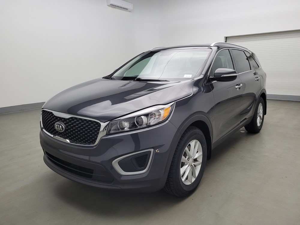 Used 2016 Kia Sorento Driver Front Bumper