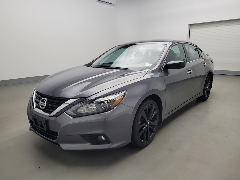 Used 2017 Nissan Altima Driver Front Bumper
