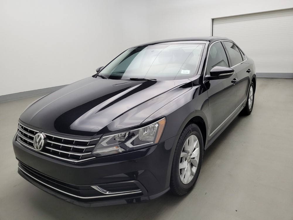 Used 2017 Volkswagen Passat Driver Front Bumper