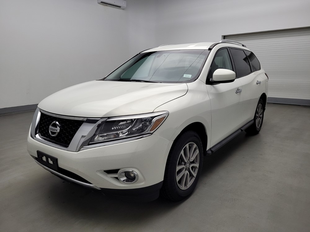 Used 2014 Nissan Pathfinder Driver Front Bumper