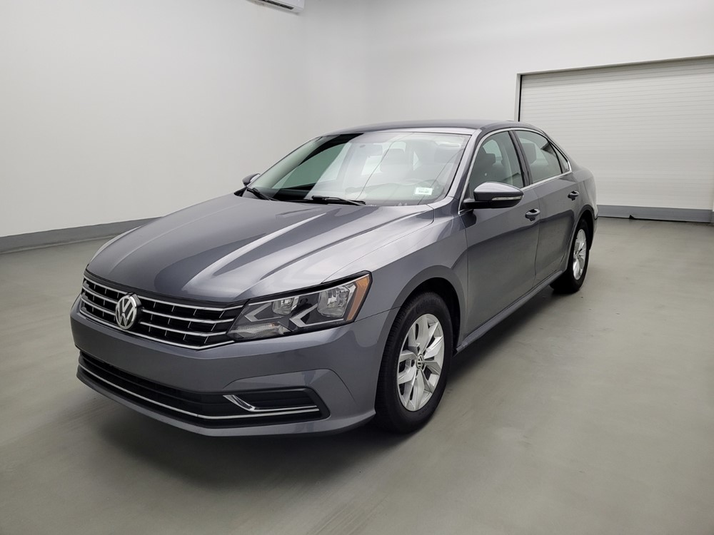 Used 2017 Volkswagen Passat Driver Front Bumper