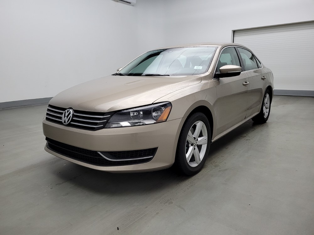 Used 2015 Volkswagen Passat Driver Front Bumper