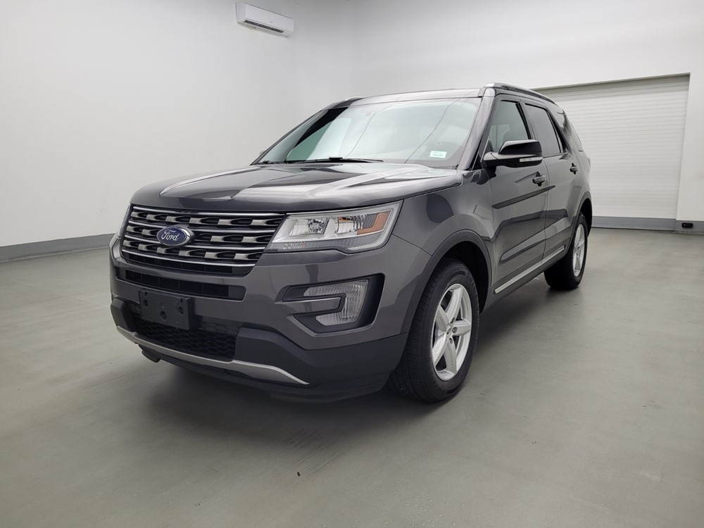 Used 2017 Ford Explorer Driver Front Bumper