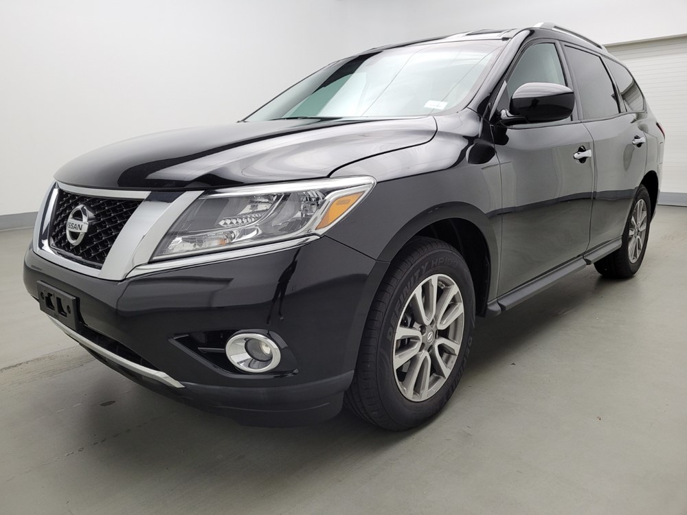 Used 2016 Nissan Pathfinder Driver Front Bumper