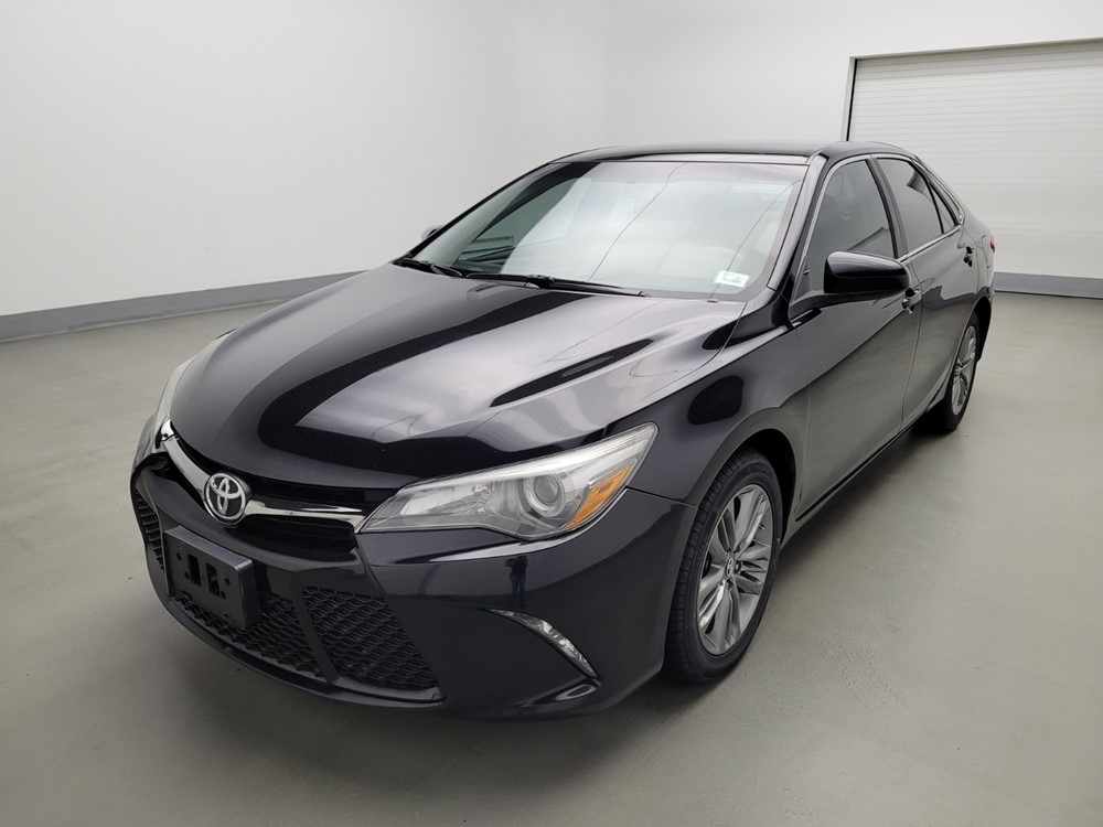 Used 2016 Toyota Camry Driver Front Bumper