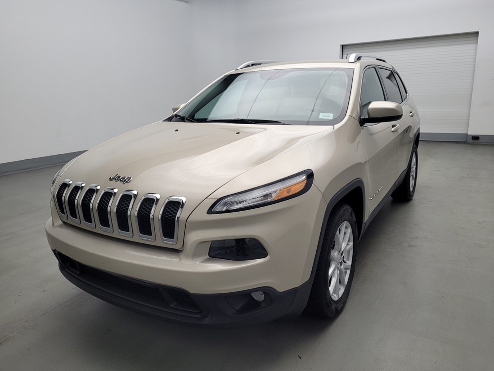 Used 2015 Jeep Cherokee Driver Front Bumper