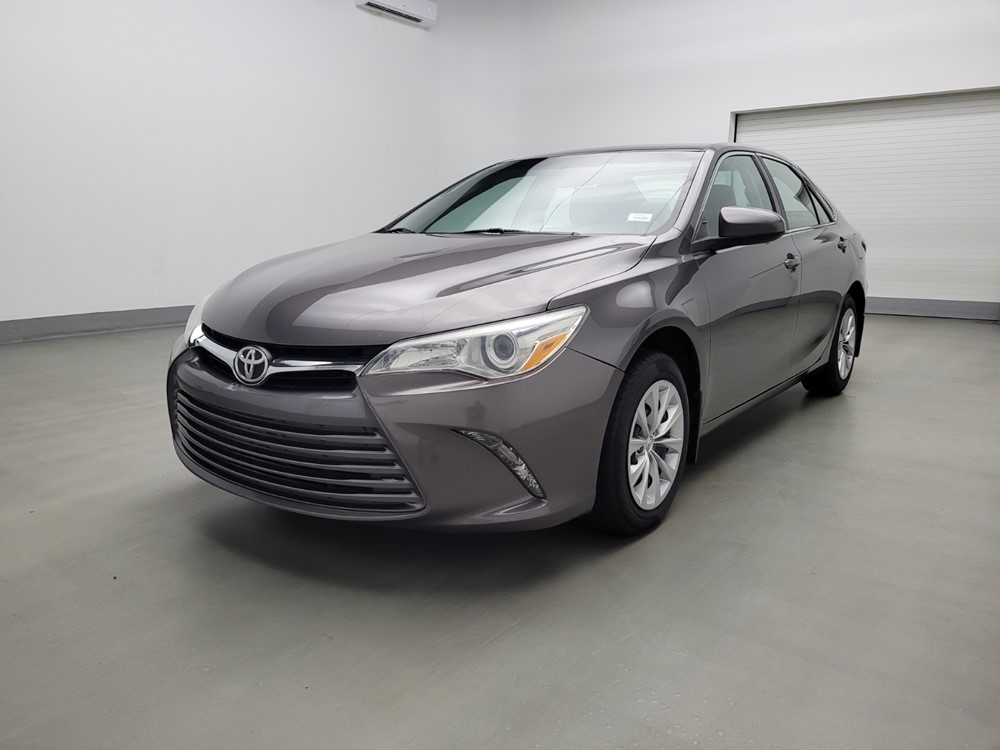 Used 2016 Toyota Camry Driver Front Bumper