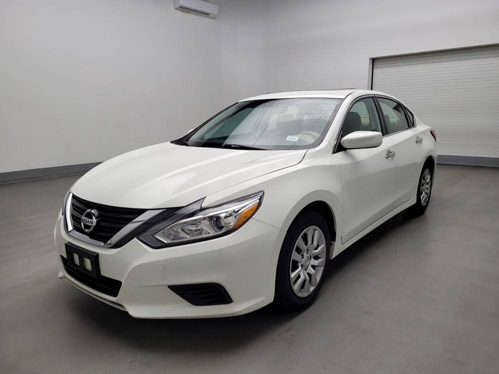 Used 2016 Nissan Altima Driver Front Bumper