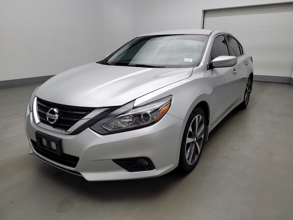 Used 2017 Nissan Altima Driver Front Bumper