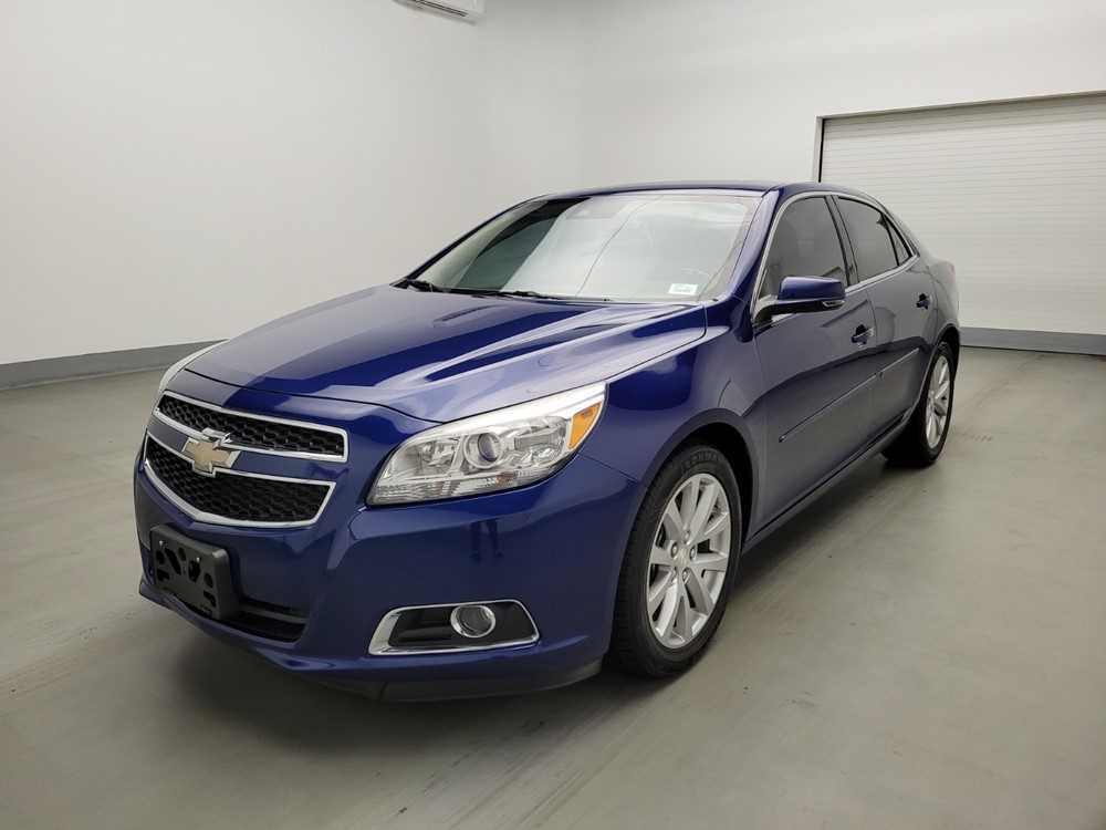 Used 2013 Chevrolet Malibu Driver Front Bumper