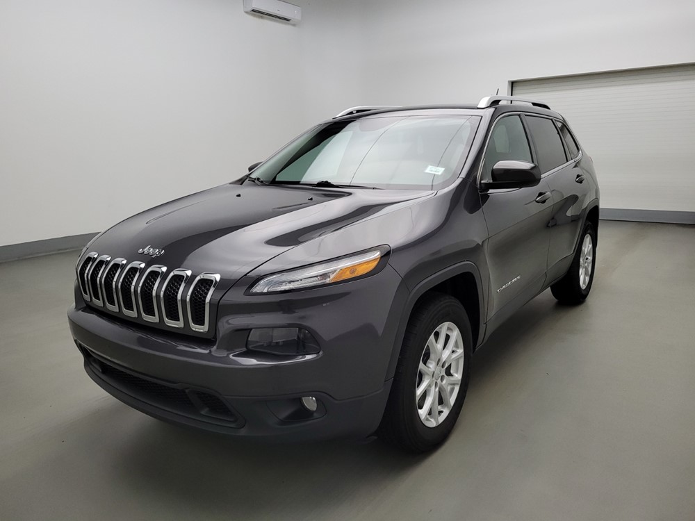 Used 2016 Jeep Cherokee Driver Front Bumper