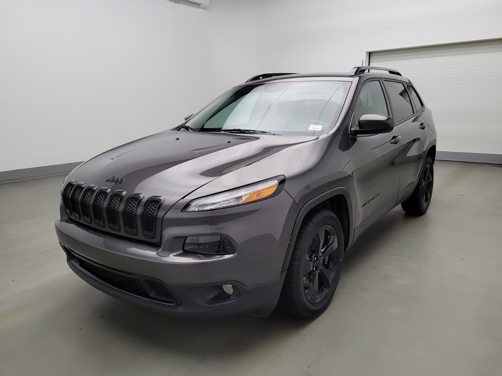 Used 2018 Jeep Cherokee Driver Front Bumper