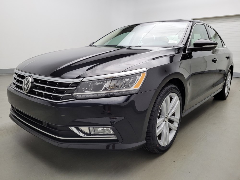 Used 2018 Volkswagen Passat Driver Front Bumper