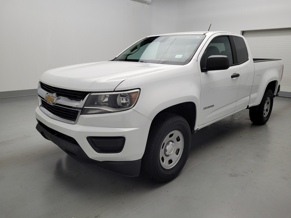Used 2017 Chevrolet Colorado Driver Front Bumper
