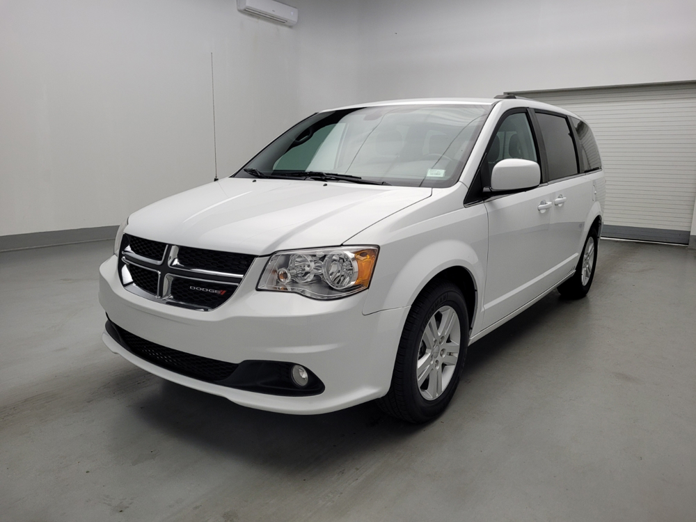 Used 2019 Dodge Grand Caravan Driver Front Bumper