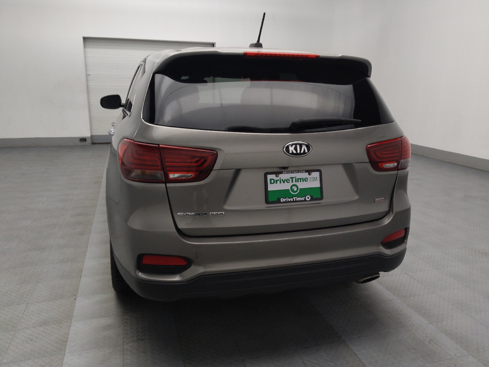 Image 5 of 2019 Kia Sorento LX