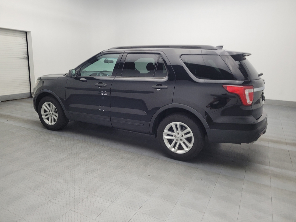 Image 3 of 2017 Ford Explorer