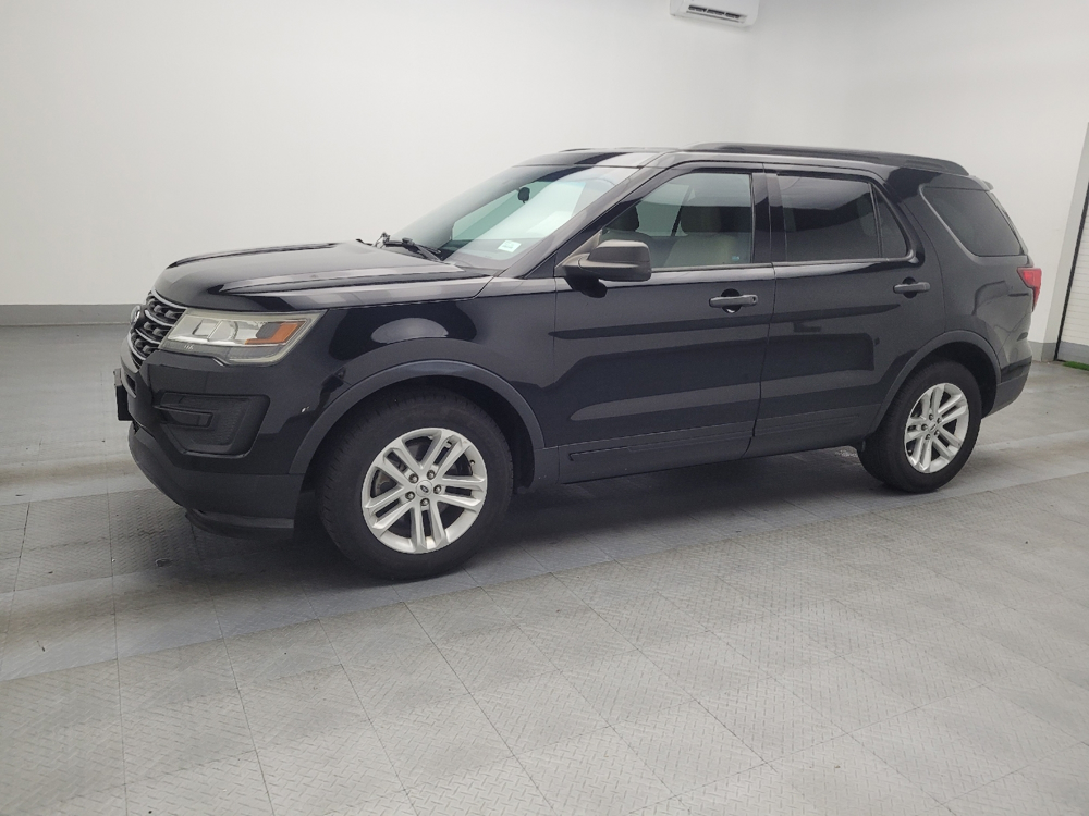 Image 2 of 2017 Ford Explorer