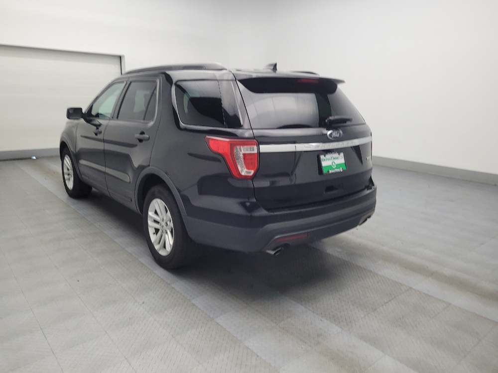 Image 4 of 2017 Ford Explorer