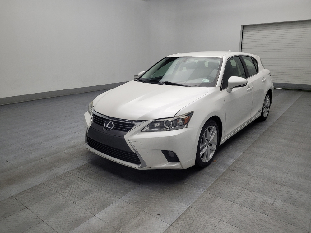 2017 Lexus CT Base's photo