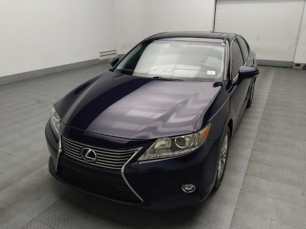 2015 Lexus ES 350's photo