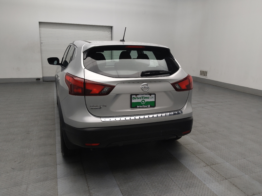 Image 5 of 2019 Nissan Rogue Sport S