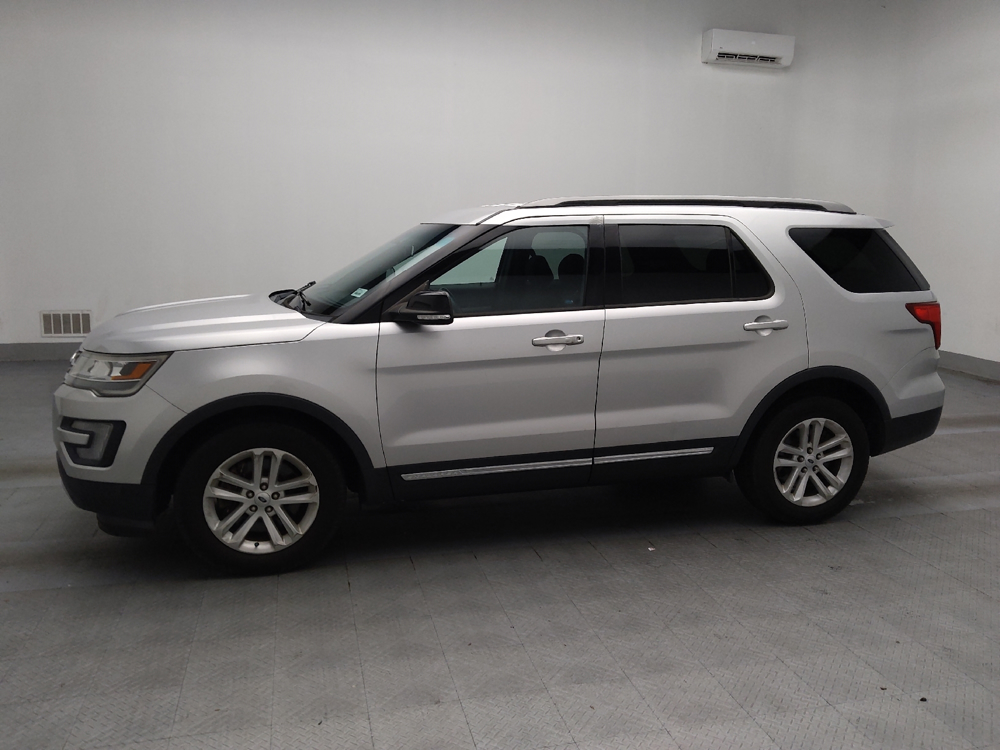 Image of 2017 Ford Explorer XLT