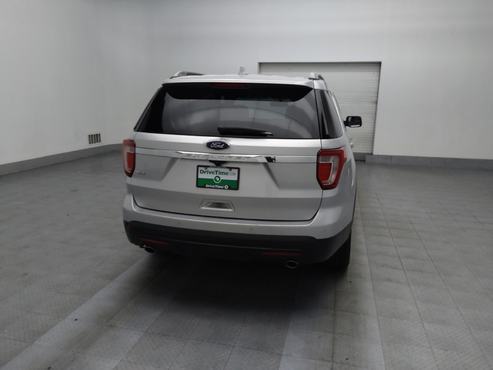 Image of 2017 Ford Explorer XLT