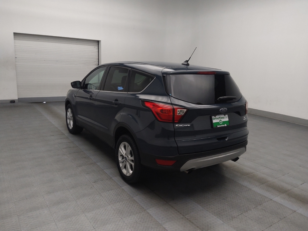 Image of 2019 Ford Escape SE