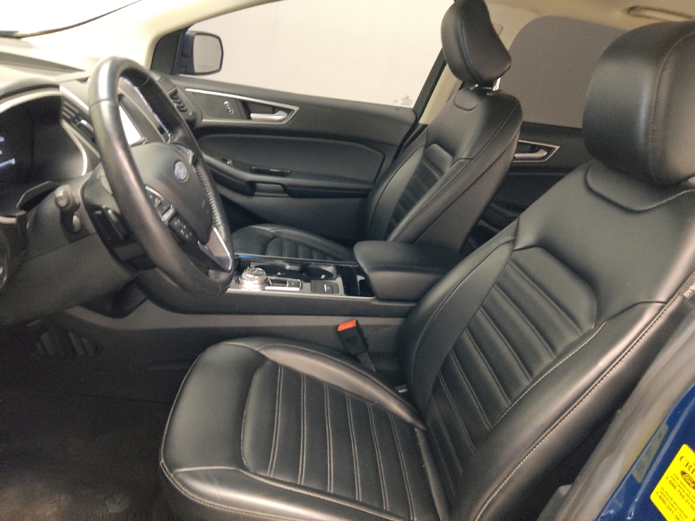 2020 Ford Edge SEL - Photo 13