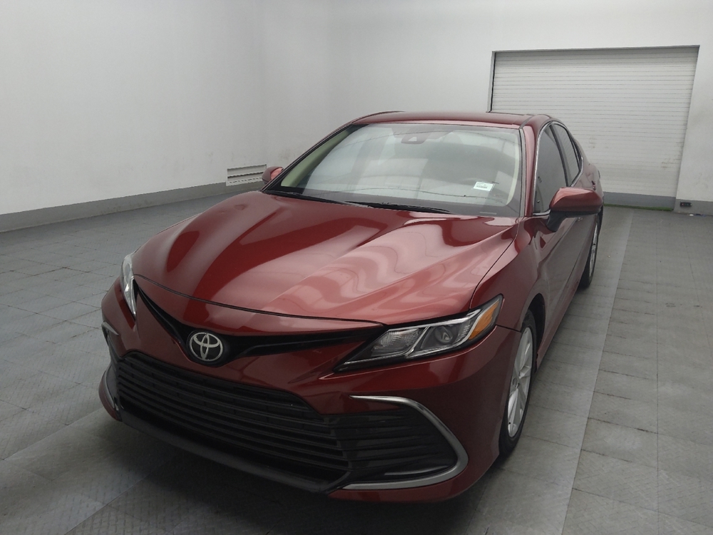2021 Toyota Camry LE's photo