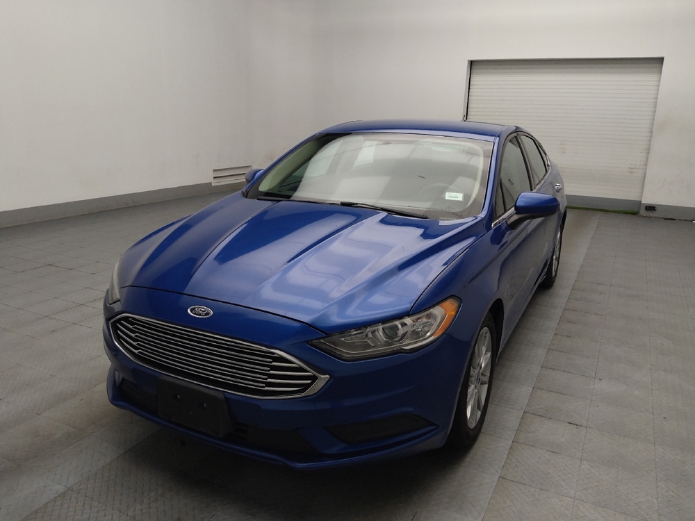 2017 Ford Fusion SE's photo