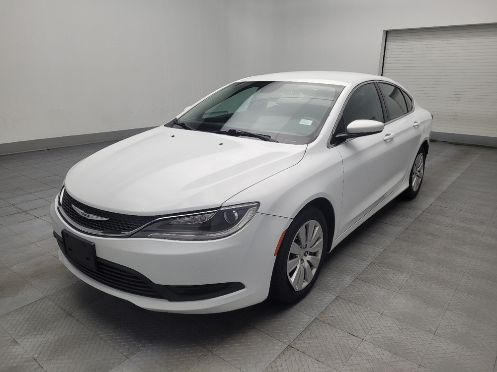 2016 Chrysler 200 LX's photo