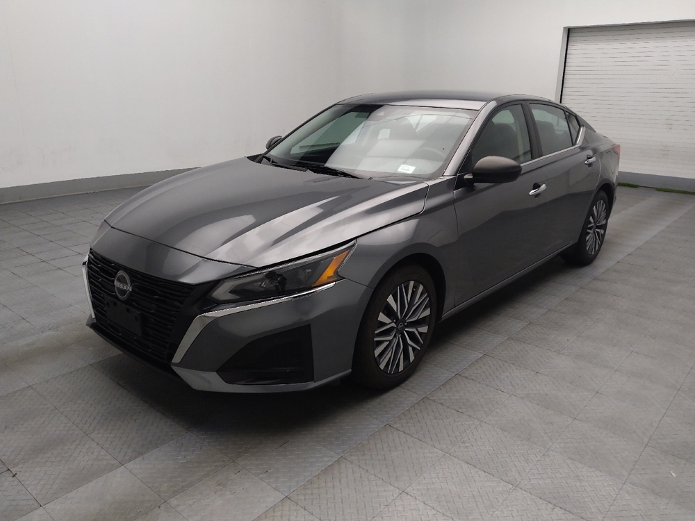 2024 Nissan Altima SV's photo