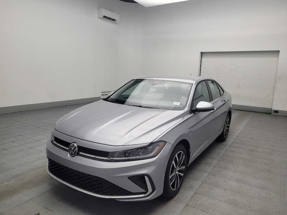 2025 Volkswagen Jetta SE's photo