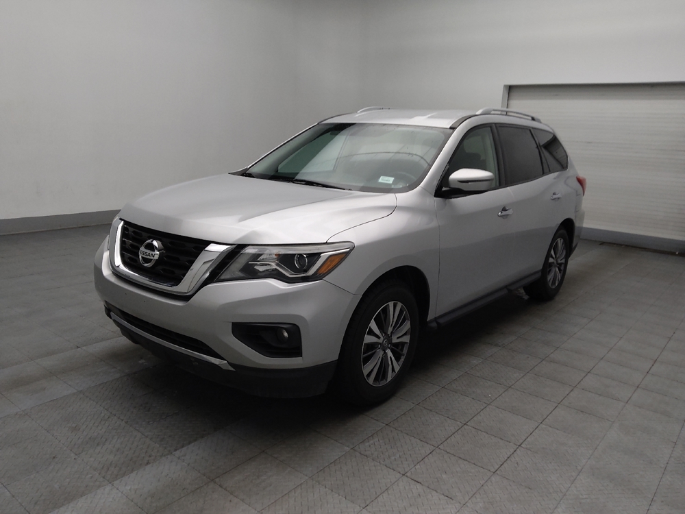 2020 Nissan Pathfinder SV's photo