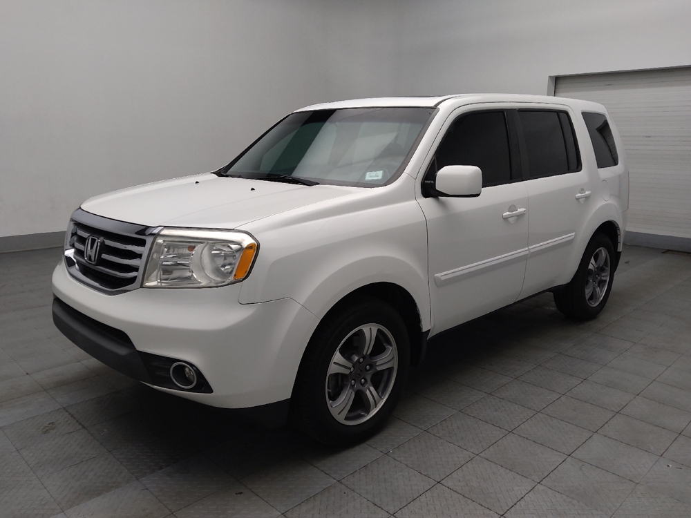 2015 Honda Pilot SE's photo