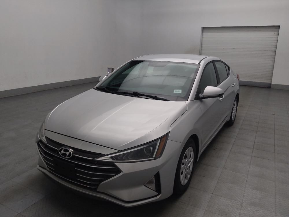 2019 Hyundai Elantra SE's photo