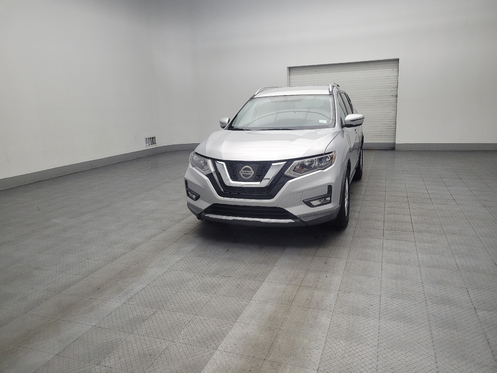 2017 Nissan Rogue SV's photo