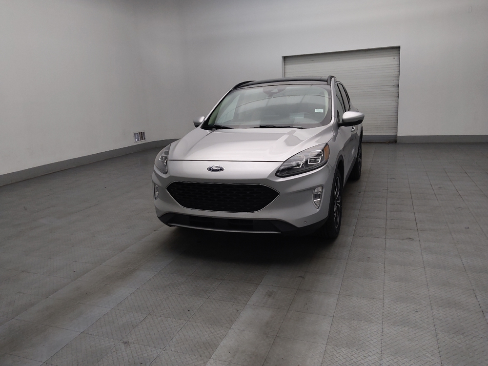 2020 Ford Escape Titanium's photo