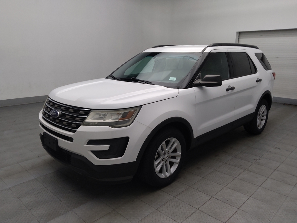 2016 Ford Explorer Base's photo