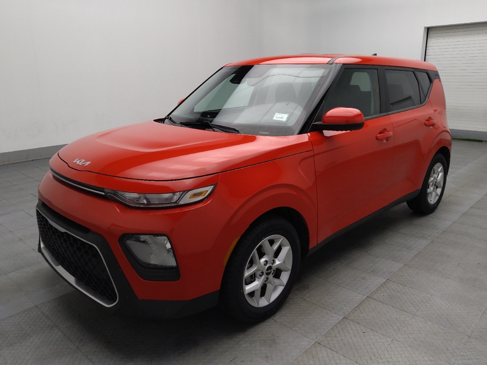 2022 Kia Soul LX's photo
