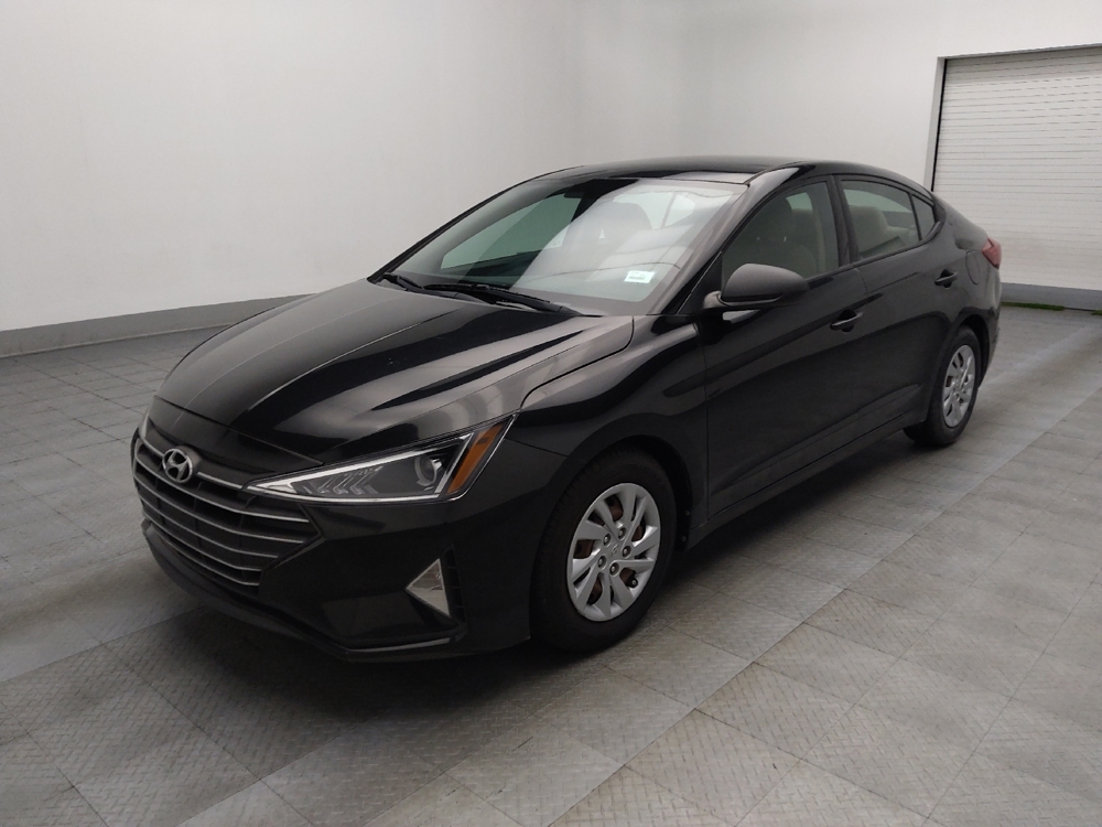 2019 Hyundai Elantra SE's photo