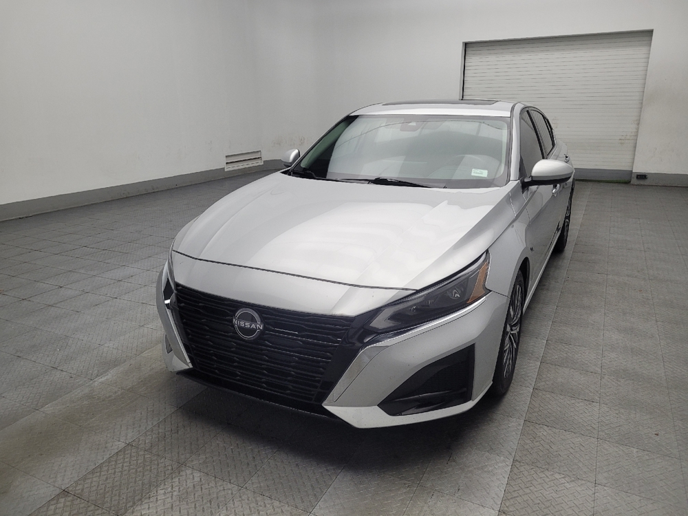 2023 Nissan Altima SV's photo