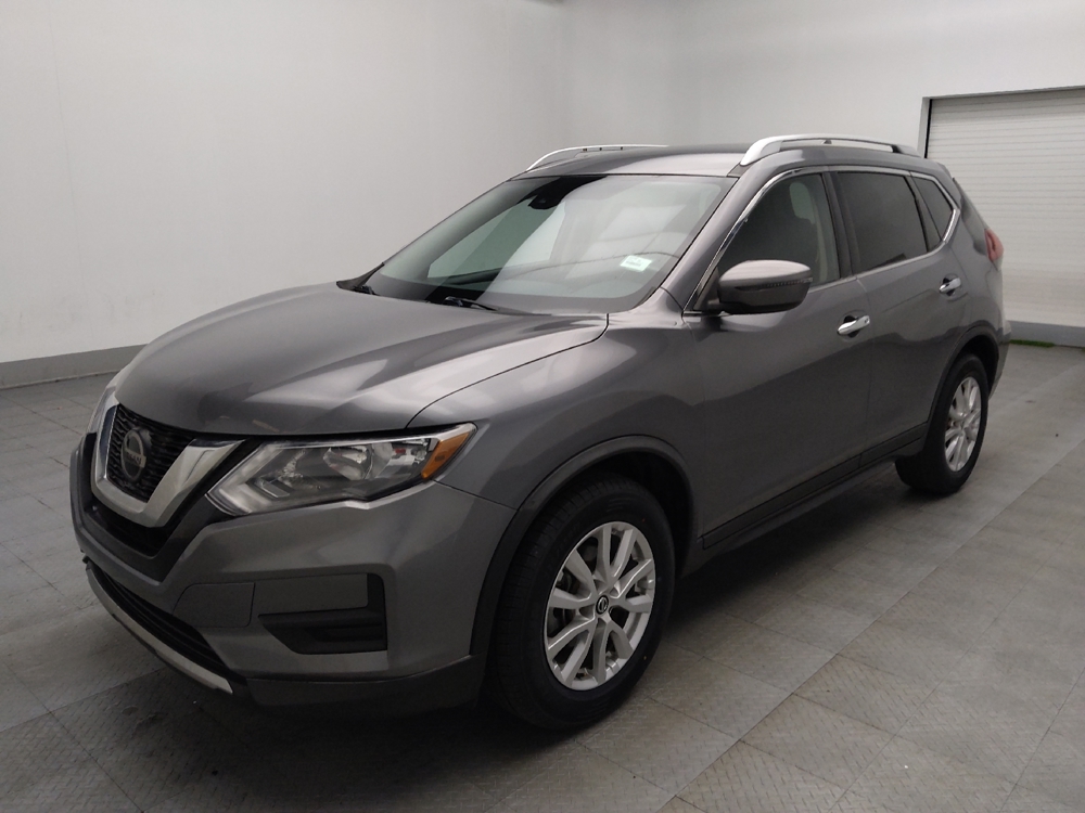 2020 Nissan Rogue SV's photo