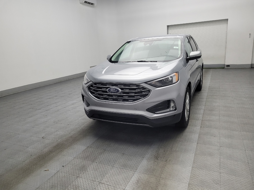 2024 Ford Edge Titanium's photo
