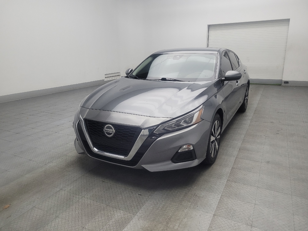 2022 Nissan Altima SV's photo
