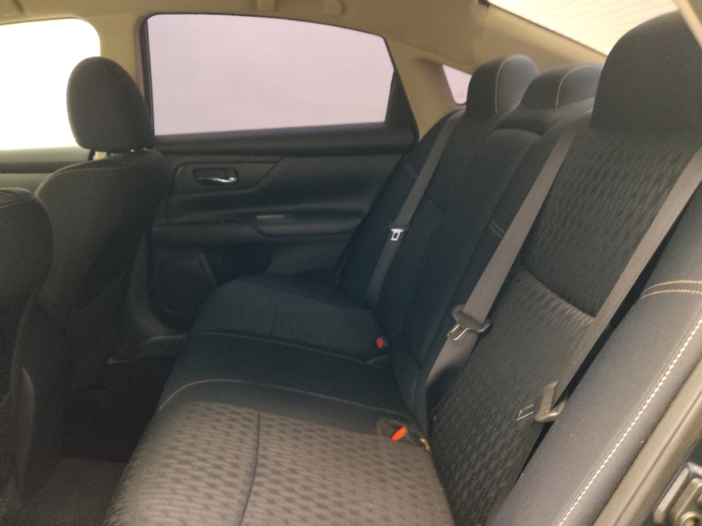 2018 Nissan Altima S - Photo 14